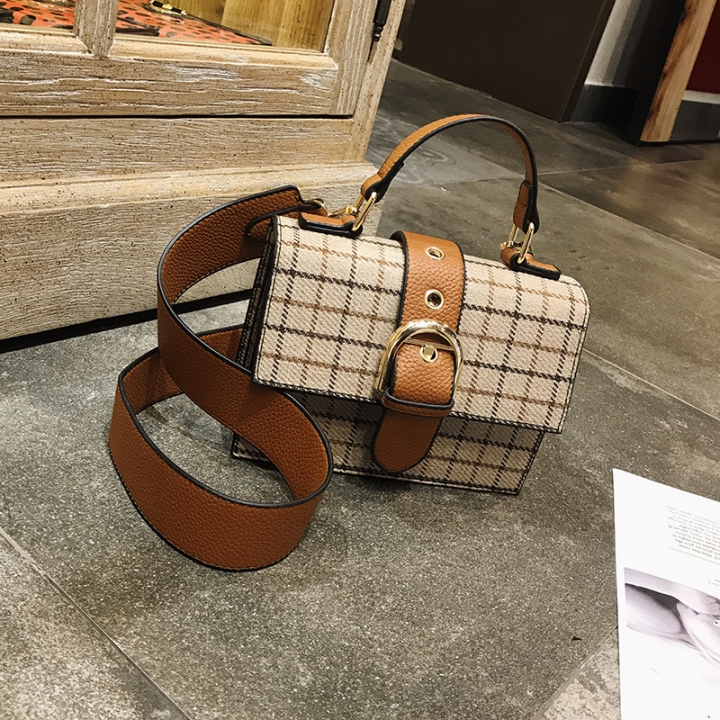 Ms Shoulder Diagonal Handbag Fashion Trend Simple Wild Lattice Small Party Package