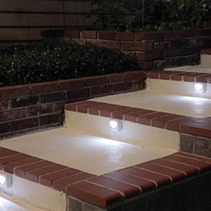 High Quality Mighty Light 3 LED Motion Sensor Activated Night Light Garage Basement Hallway