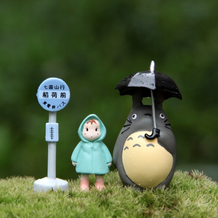 Classic Scenes Bus Stop Raincoat Xiaomei's Umbrella Totoro Micro landscape decoration
