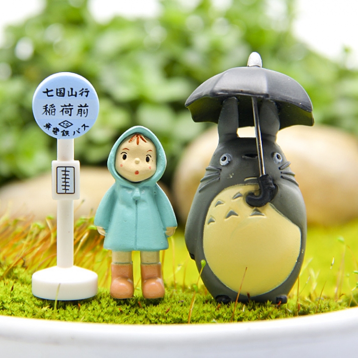 Classic Scenes Bus Stop Raincoat Xiaomei's Umbrella Totoro Micro landscape decoration