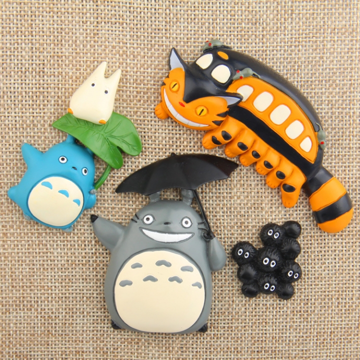 Jili cat Hayao Miyazaki Briquettes Green leaf Totoro Umbrella Totoro Bus DIY Fridge sticker