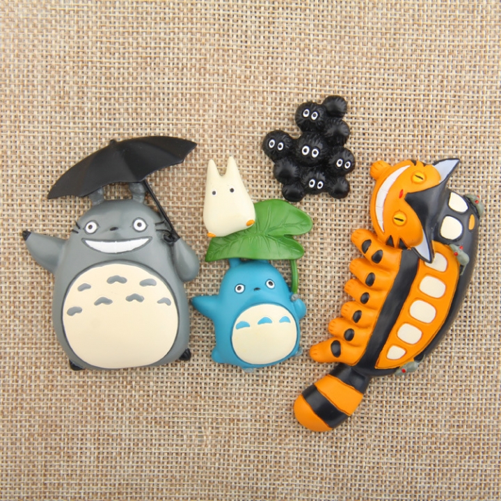 Jili cat Hayao Miyazaki Briquettes Green leaf Totoro Umbrella Totoro Bus DIY Fridge sticker