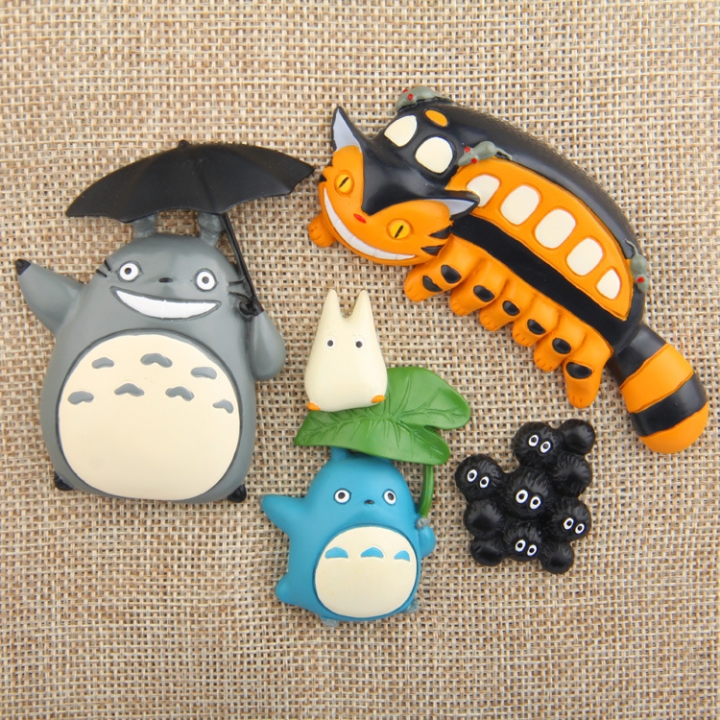 Jili cat Hayao Miyazaki Briquettes Green leaf Totoro Umbrella Totoro Bus DIY Fridge sticker