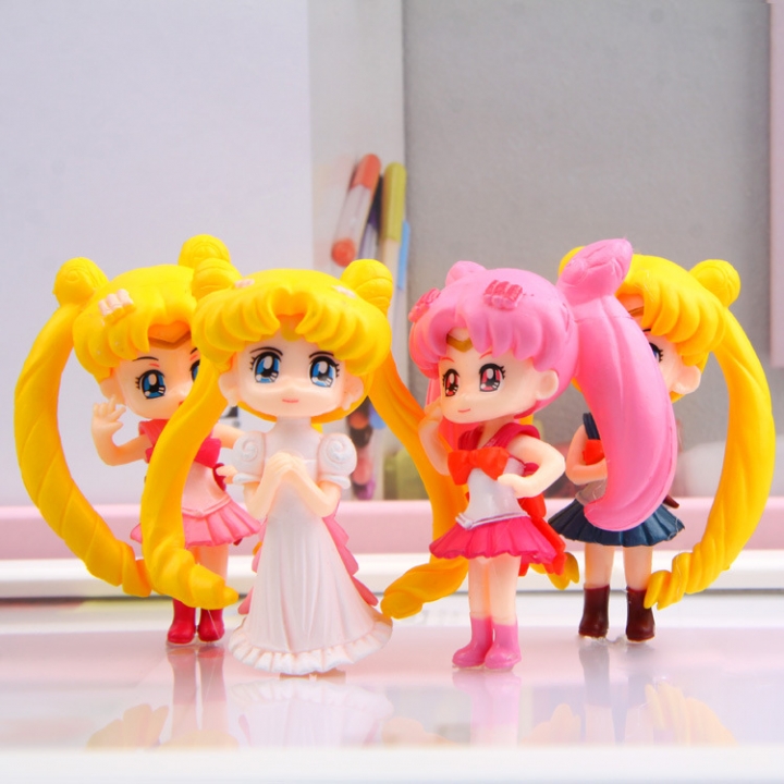 4 models Sailor Moon Hand Doll Water ice Moon Cream Phone Case Accessories Doll