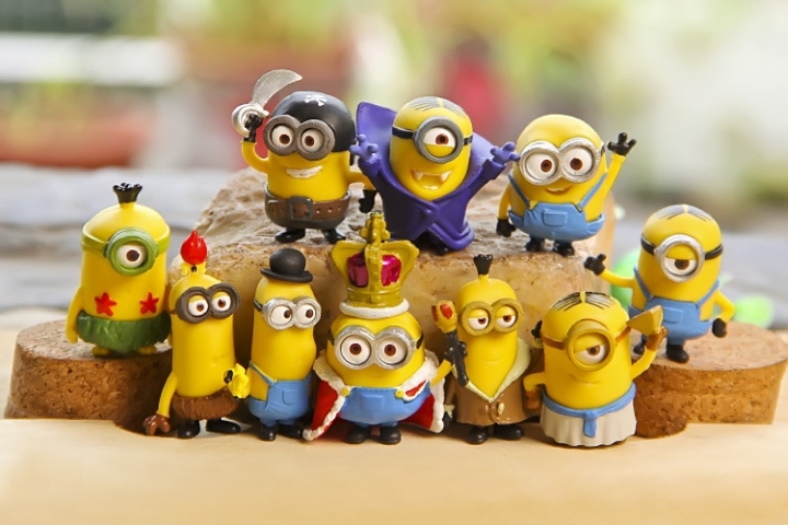 Creative Personality 10 Models Xiao Huangzi Hand Doll Decoration Accessories