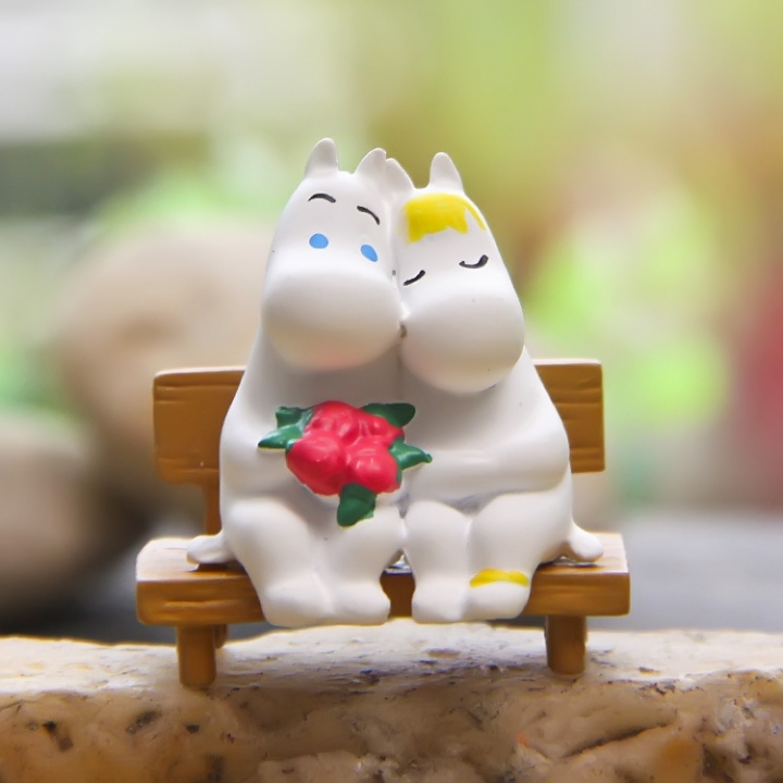 Hippo Sitting Bench Couple Classic Creative DIY Hand Micro landscape Gardening Landscaping Doll