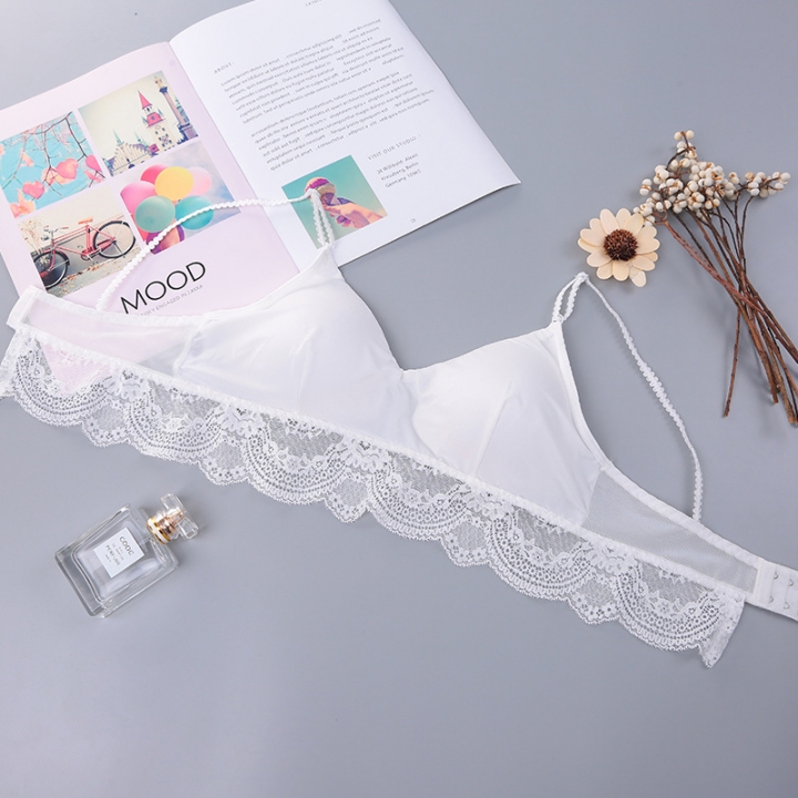 Ms Sexy No trace Lace Adjustable Bra Comfortable Gather No rims underwear