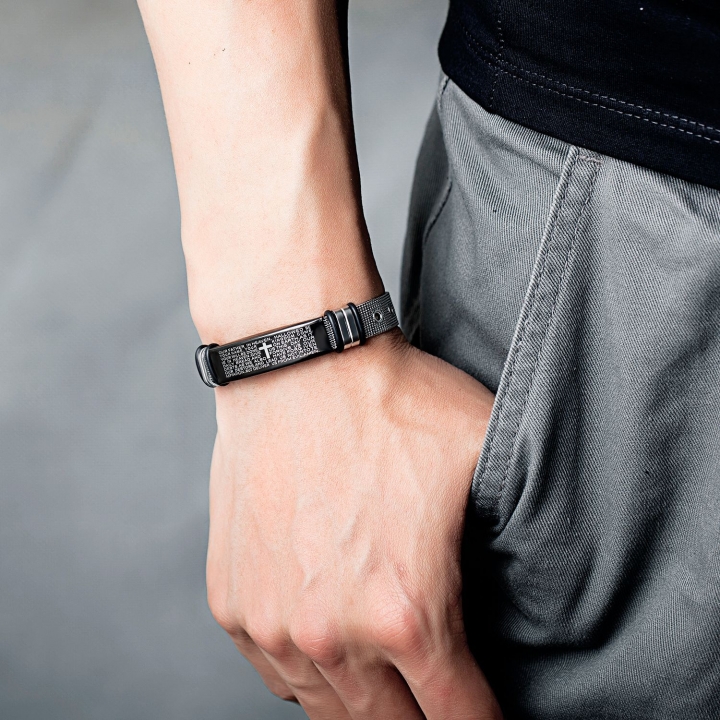 Creative Personality Mesh classic Bible cross Titanium steel Bracelet
