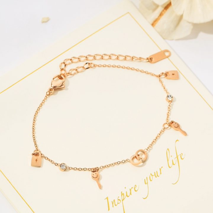 Simple Double ring Circle Bracelet Titanium steel Rose gold plated key Smiley face Diamond jewelry