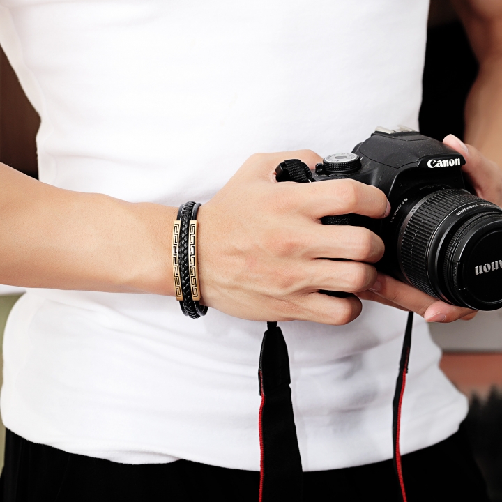 Western style Men Accessories classic Great Wall Weaving Leather bracelet