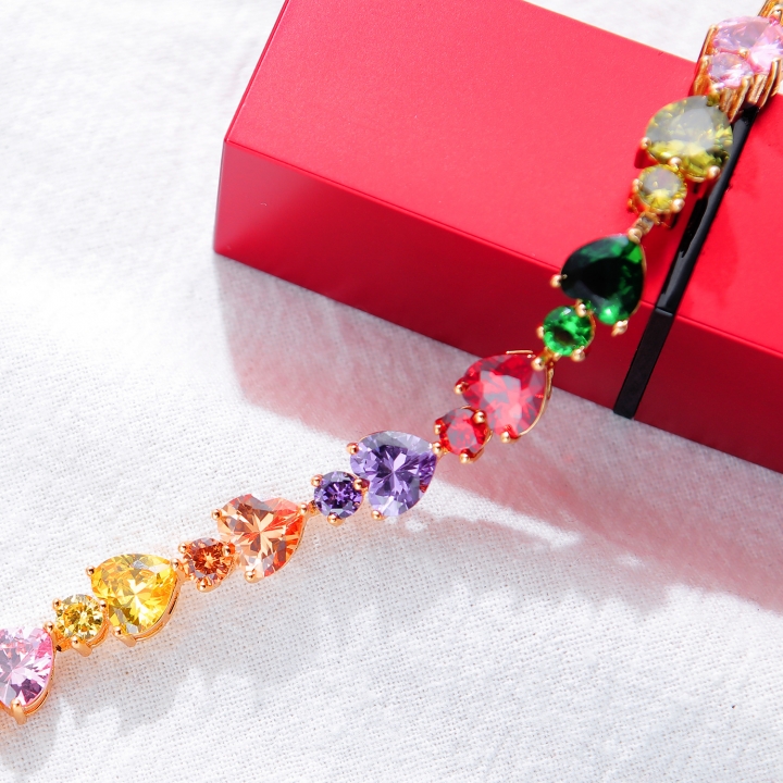 Western style Copper plated 18K gold Imitation gold Love Ms Colorful diamond Bracelet
