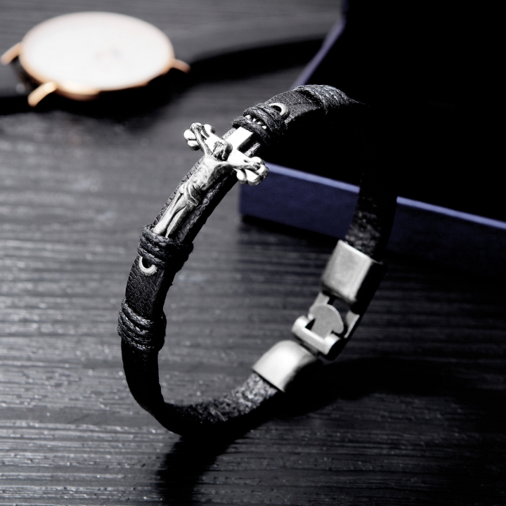 Western style classic Father Jesus cross Retro Hand Strap Men Leather bracelet