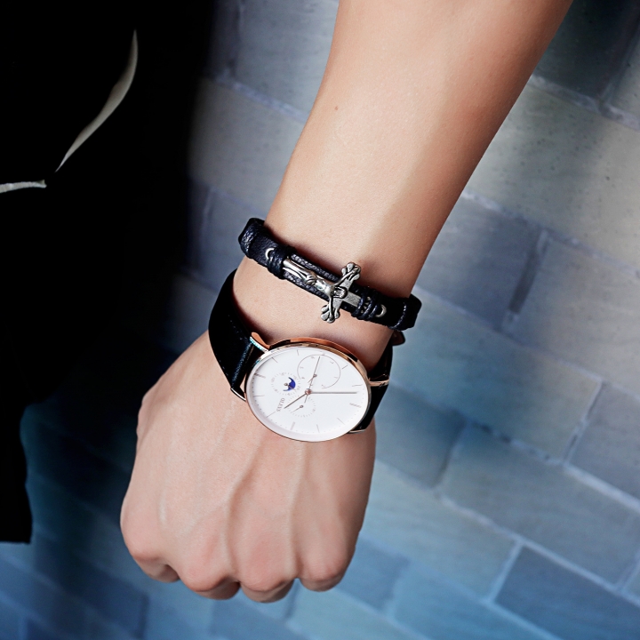 Western style classic Father Jesus cross Retro Hand Strap Men Leather bracelet