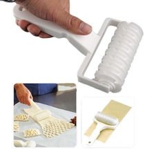 Plastic Netting Round Knife Dough Bread Pastry Biscuit Cutter Net Plastic Roller Lattice Pizaa Tools