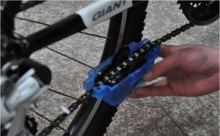 Portable Bicycle Chain Cleaner Bike Clean Machine Cycling Repair Tool Kits Brushes Scrubber Set