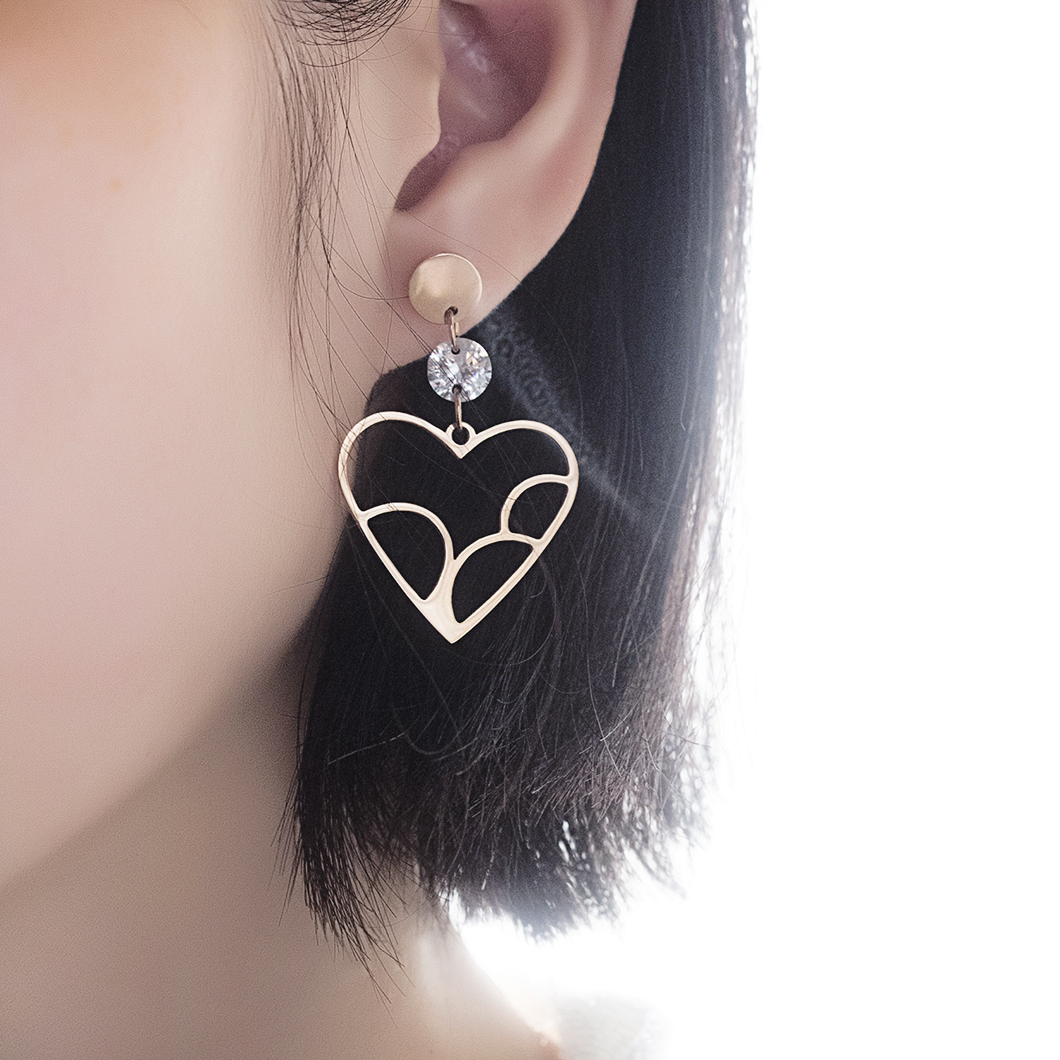 Ms Simple New product Titanium steel Rose gold Heart-shaped Zircon stainless steel Stud earring