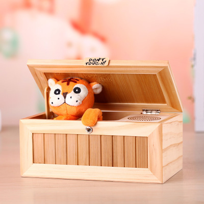 Pre-assembled Useless Box Cute Tiger Gimmicky Fun Geek Gadget Toy Gift Home Office Desk Decor