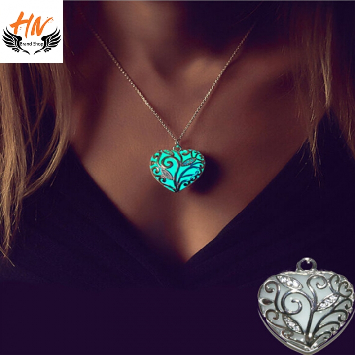 HN Brand-1 Piece/Set New Glowing heart pierced Luminous Alloy Necklaces Pendant Women Jewellery Gift