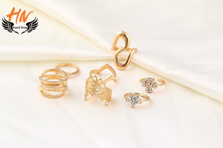 HN Brand 7 piece New Water zircon Hollowed flowers stars diamond Wedding Rings Women Men Jewellery