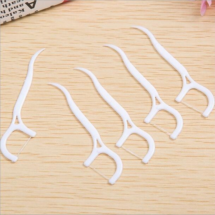 100pcs Dental Flosser Interdental Brush Teeth Stick Toothpicks Floss Plastic Tooth Picks0