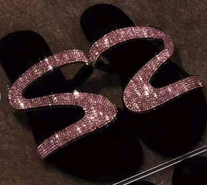 New Ladies fashion beach flat sandals diamond flat sandals family slippers