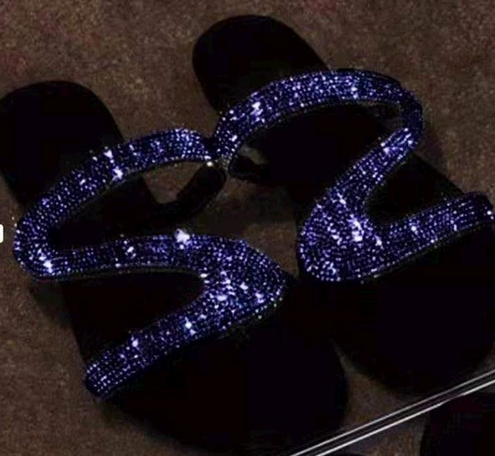 New Ladies fashion beach flat sandals diamond flat sandals family slippers