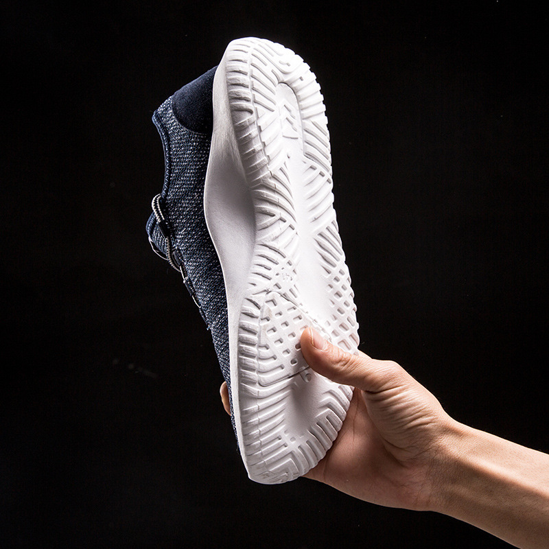 Ultralight men&apos;s breathable sports shoes running shoes sneaker..