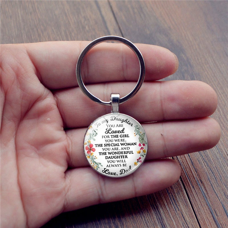2 Pcs/set Love Daughter Letter Print Keychain Wonderful Daughter You Will Always The Best