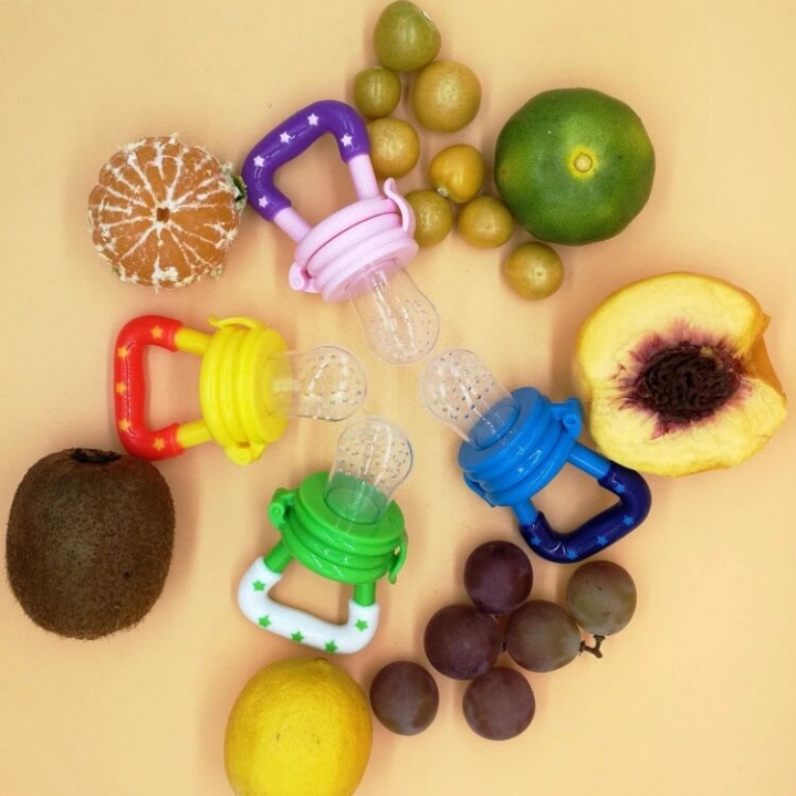 Silicone baby pacifier, fruit and vegetable bite pacifier, baby food supplement, baby products