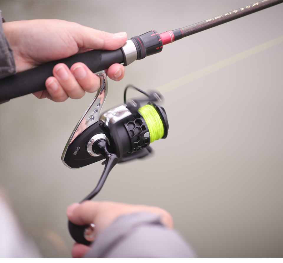 New Fishing Reel GK1000-7000 5.2:1 Metal Spool Body Rocker 8KG Max Drag Spinning Reel Saltwater