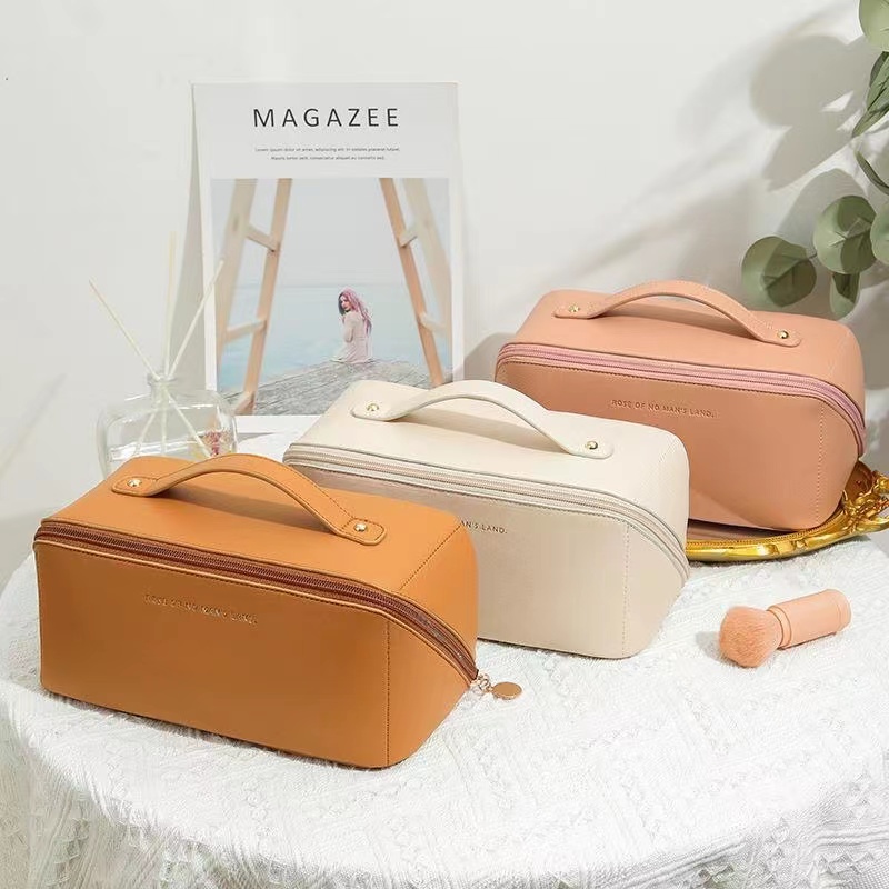 Fashion Large-Capacity Travel Cosmetic Bag  Makeup Bag Handbags Portable Leather Makeup Pouch Women Waterproof Bathroom Washbag Multifunction Toiletries Organizer Female Storage Makeup Cases