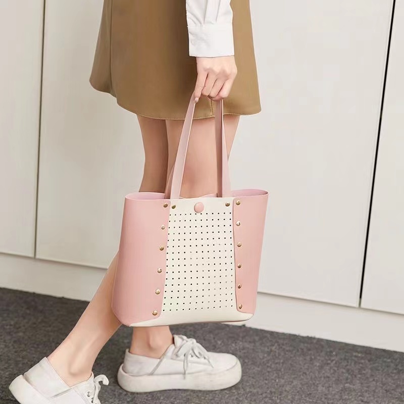 Ladies handbagFashionable and Minimalist Tote Bag trendy and versatile portable bag Luxury Handbags  Designer Women Shoulder Bags Leather Wallets Handbags Fashion Women Bags Tote Bags