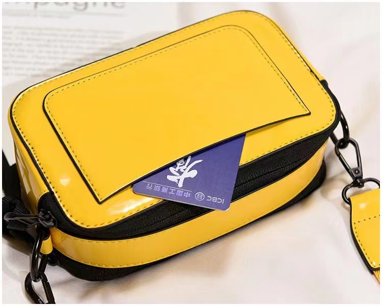 Women's Bag 2023 Trend Crossbody Bags Letter W Wide Straps Shoulder Bag Purses Designer Luxury Small Shopper Handbags Clutches