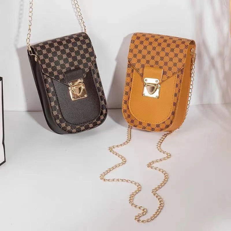 2023 new Women's Bags Fashion Vintage Small Polka Dot Bag Fresh And Sweet Fashion With Light Luxury Chain Crossbody Bag Handbags Mobile Phone Bag