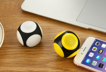 High Performance Magic gyro Bluetooth Speaker Music Speaker with Colourful lights