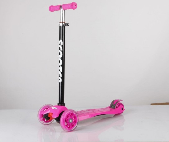 Folding Kids Scooter Child Kick Flashing LED Light Up 3 Wheel Push Adjustable