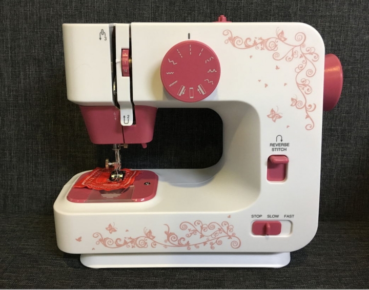 Shevi Automatic Double Thread Mini Sewing Machine Portable Double Speed Home Tool with Lighting Lamp