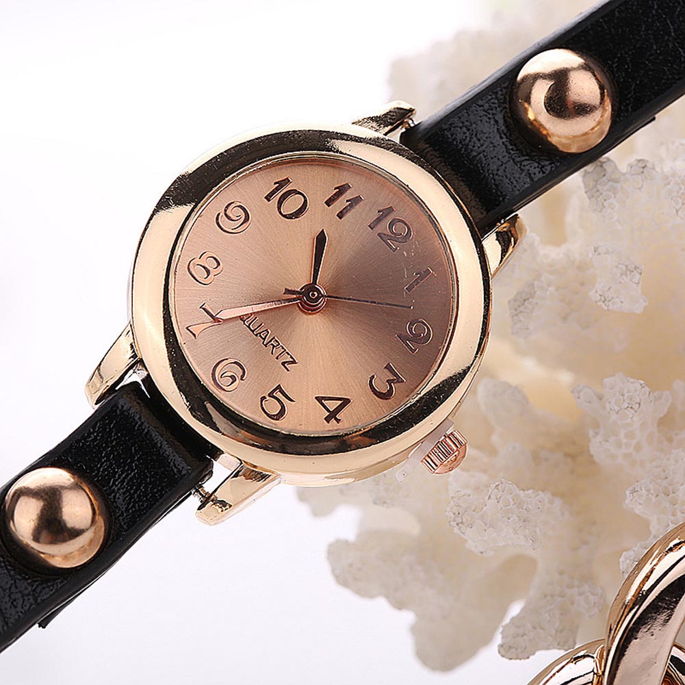 2017 Hot Sell Korean Style Retro Bracelet Watches Cool Women&apos;s Golden Leather Chain Quartz Watch