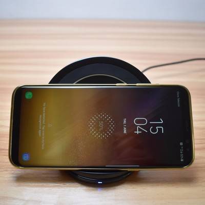 Fast Wireless Charger Charging Pad Stand Built-in Coils for iPhone 8 iPhone X Samsung Galaxy S