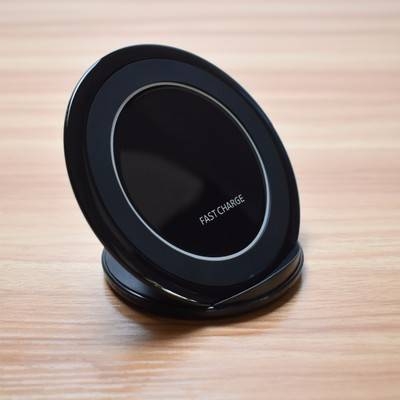 Fast Wireless Charger Charging Pad Stand Built-in Coils for iPhone 8 iPhone X Samsung Galaxy S