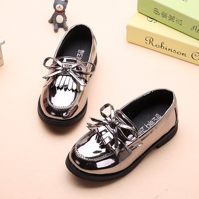 black low heel silver shoes 