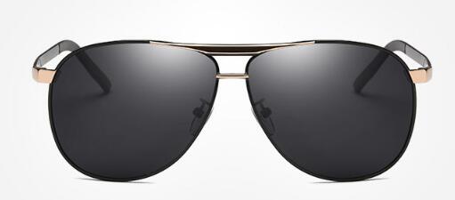 2021 High quality Men's new light sunglasses classic blue and blue glass sunglasses drive a driving mirror