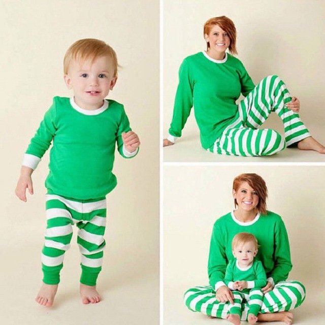 2021 High quality Striped Christmas Family Pajamas Pyjamas Set Family Look Matching Navidad Family Matching Clothes
