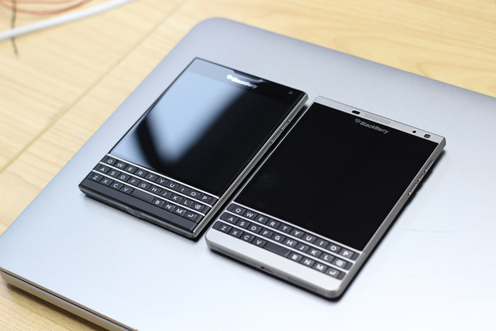 Refurbished  Original BlackBerry Q30 Passport  Edition cell Phone 3GB RAM 32GB ROM 13MP Camera