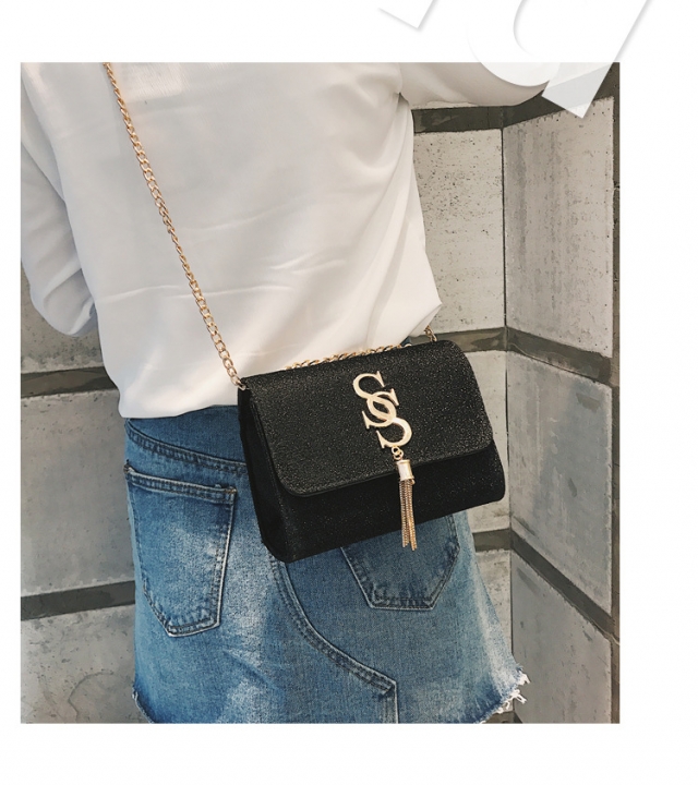Small bag of women,super fire fashion tassel chic chain girl little satchel Joker shoulder bag