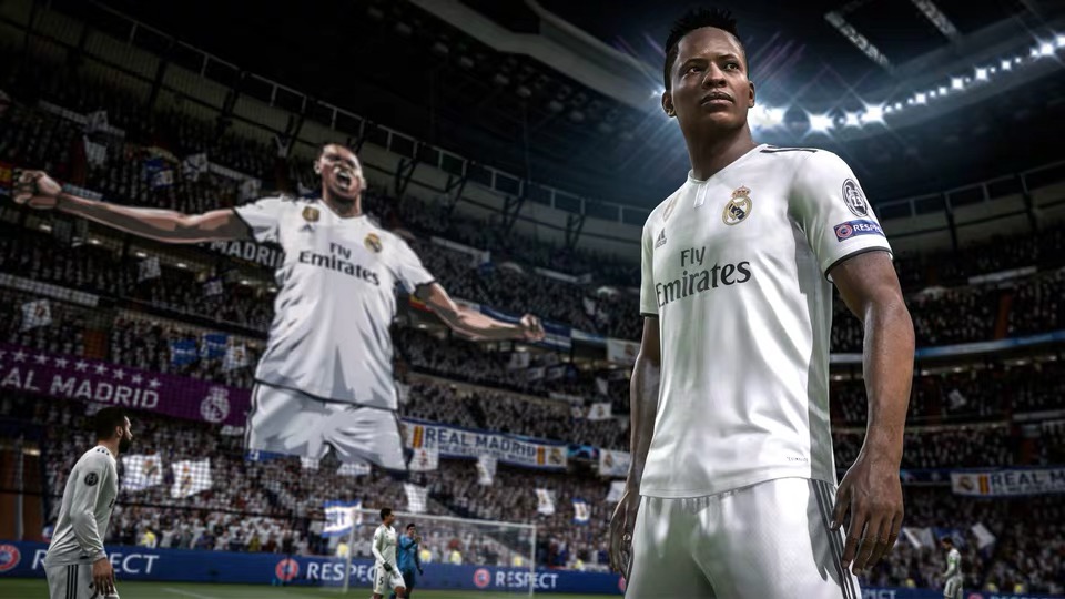 PS4 Fifa 19 Game  Ronaldo Messi