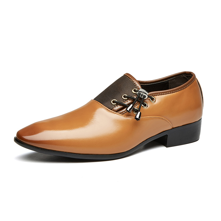 2018 spring new large size shoes men&apos;s business dress shoes wild soft casual shoes