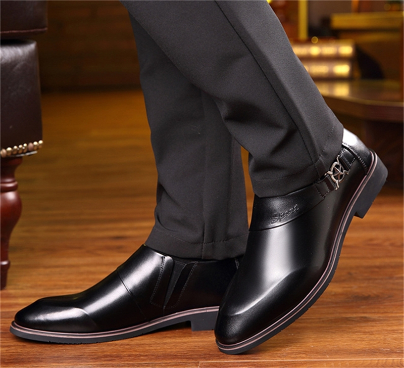 Autumn men business dress shoes smooth set toe head tide Lok Fu shoes XL 39-45 men's shoes 0557