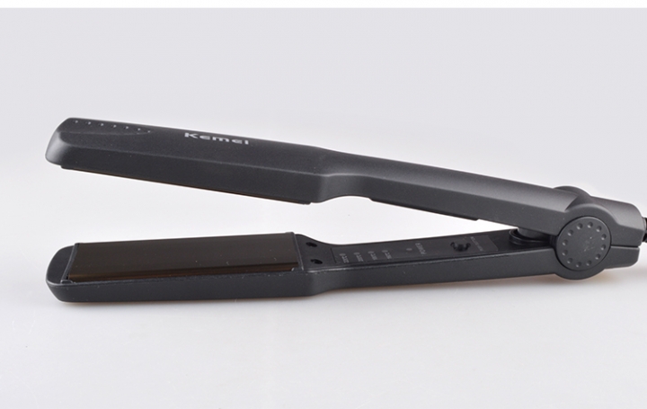 New Flat Iron Straightening Irons Styling Tools Professional Electric Hair Straightener
