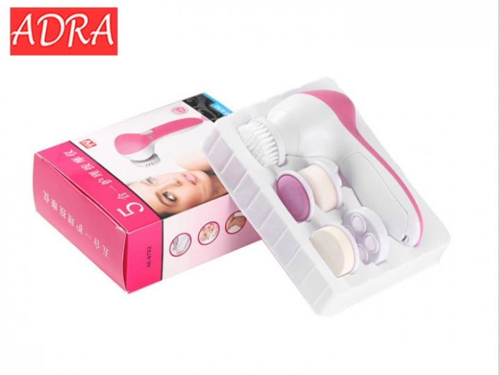 1pcs 5 in 1 Electric Wash Face Machine Facial Pore Cleaner Body Cleaning Massage Mini Skin Beauty